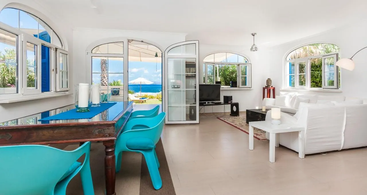 Es Buda Blau A Pie De Playa... Arta Holiday home