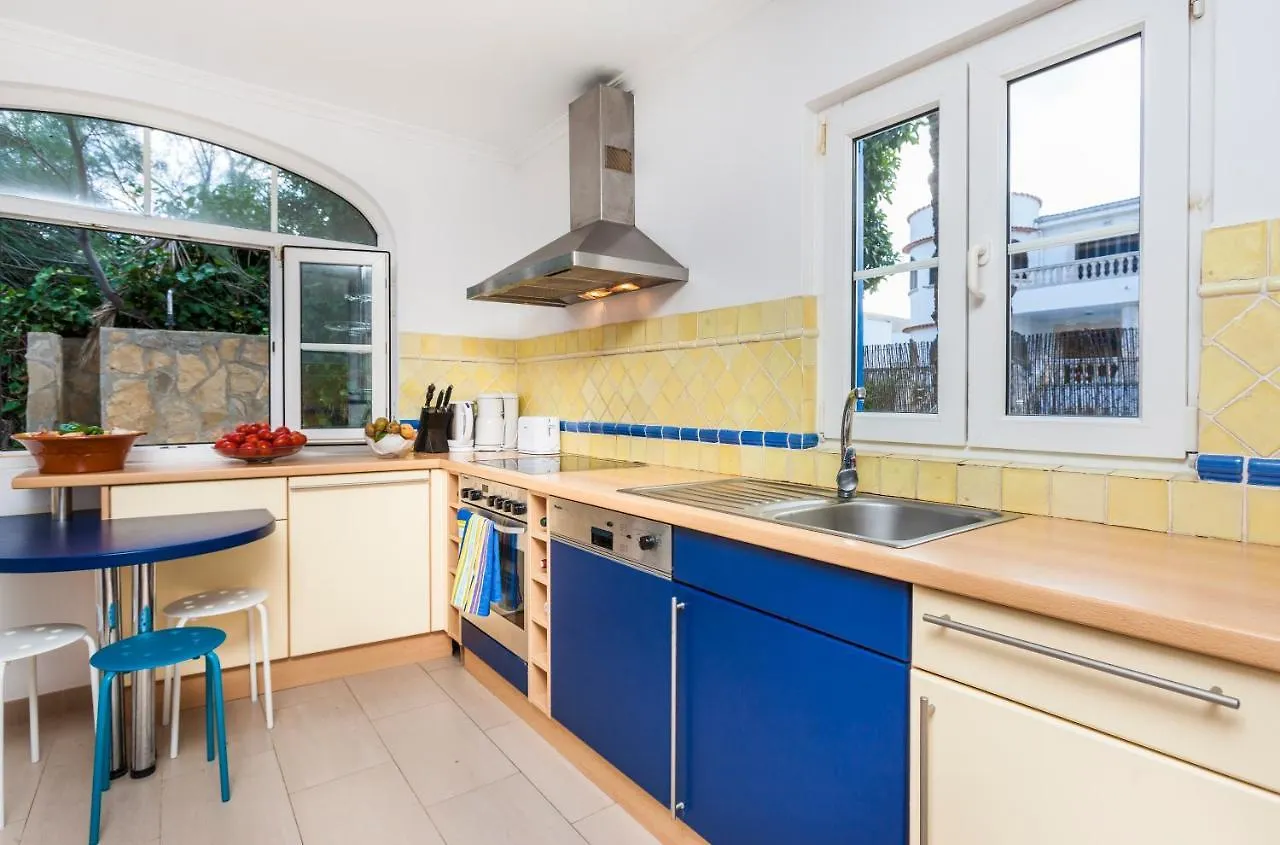 Holiday home Es Buda Blau A Pie De Playa... Arta