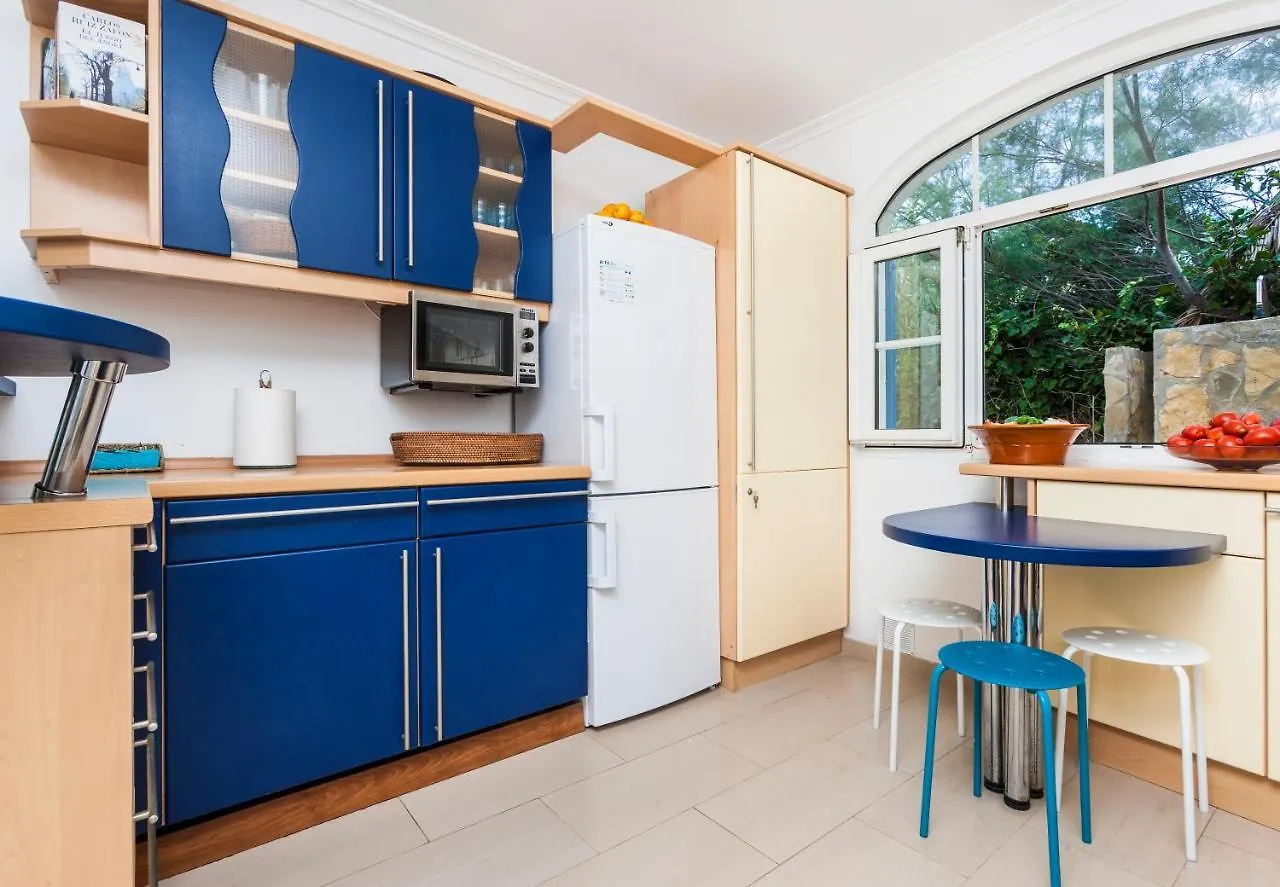 Es Buda Blau A Pie De Playa... Arta Holiday home